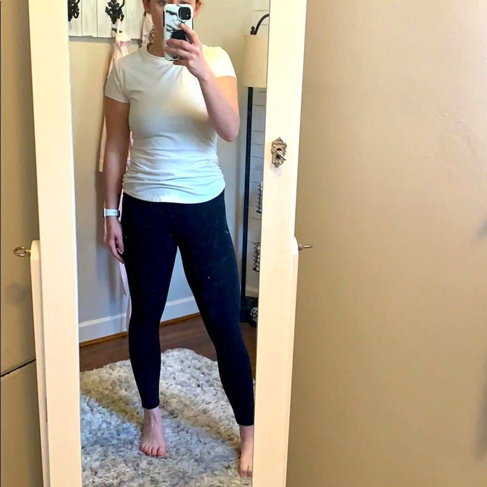 Carrie Underwood work out top